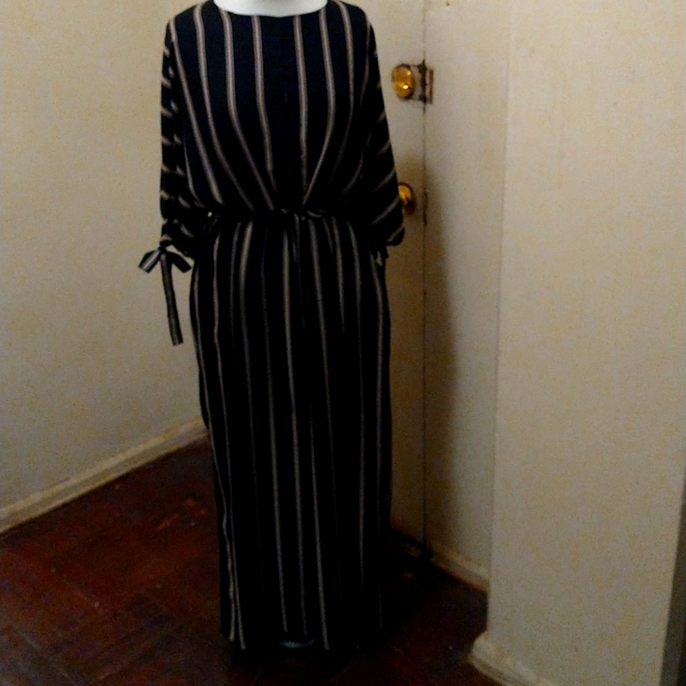 Wide leg jumpsuit